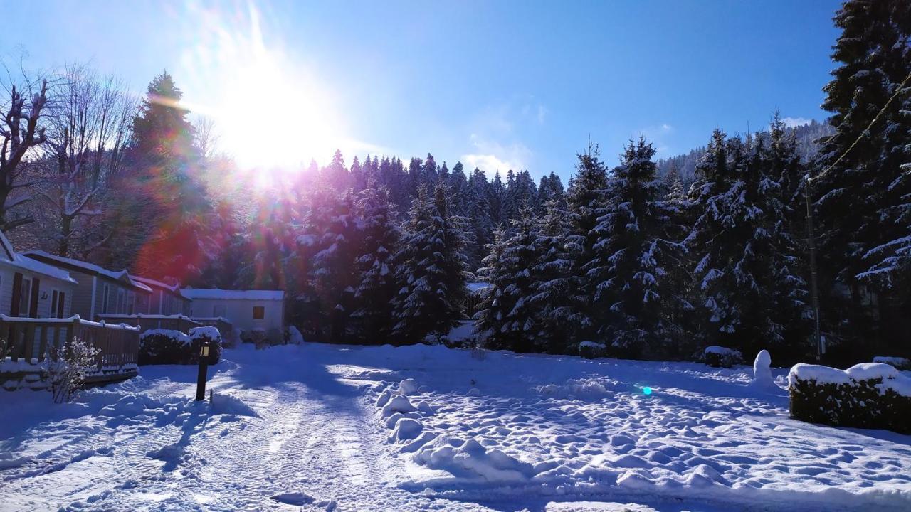 Hôtel Camping Les Granges Bas à Gérardmer Extérieur photo