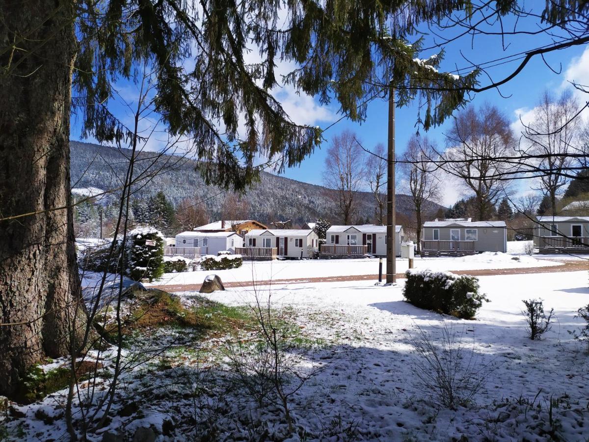 Hôtel Camping Les Granges Bas à Gérardmer Extérieur photo